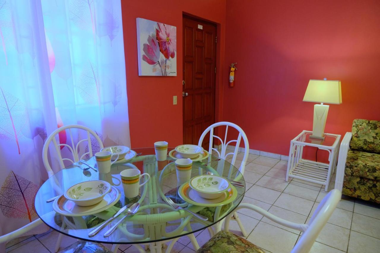 Aruba Quality Apartments & Suites Palm Beach Exterior photo
