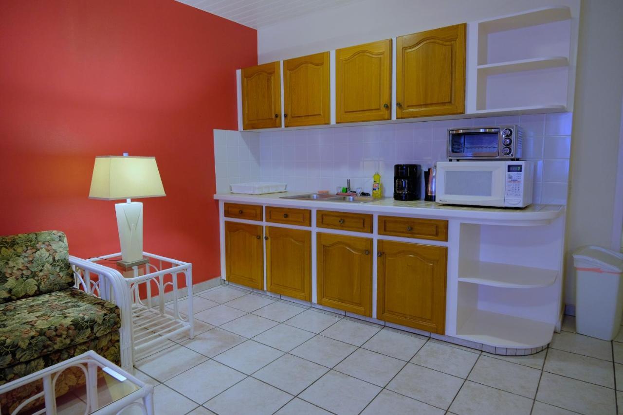 Aruba Quality Apartments & Suites Palm Beach Exterior photo