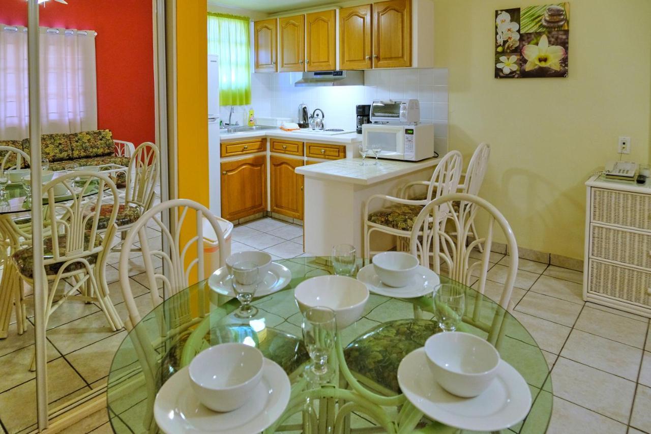Aruba Quality Apartments & Suites Palm Beach Exterior photo
